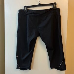 Lululemon Athletica Black Capris